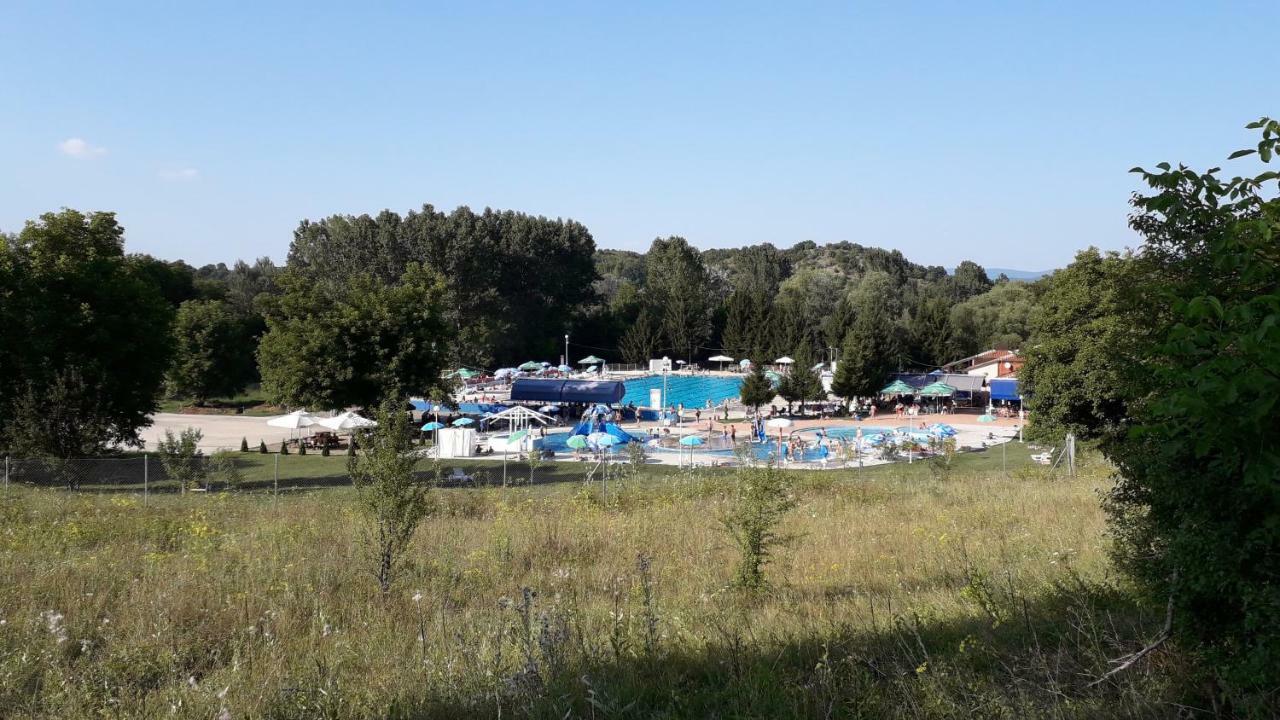 Privatan Smestaj Knjazevac ภายนอก รูปภาพ