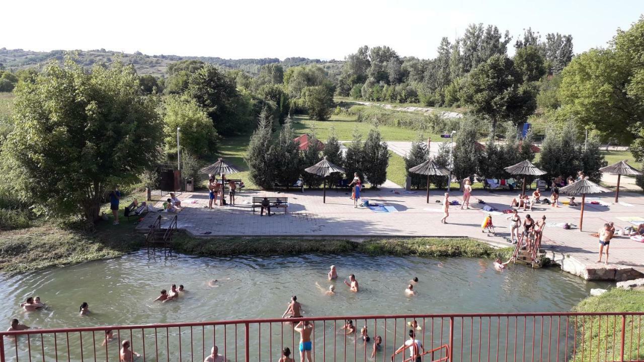 Privatan Smestaj Knjazevac ภายนอก รูปภาพ